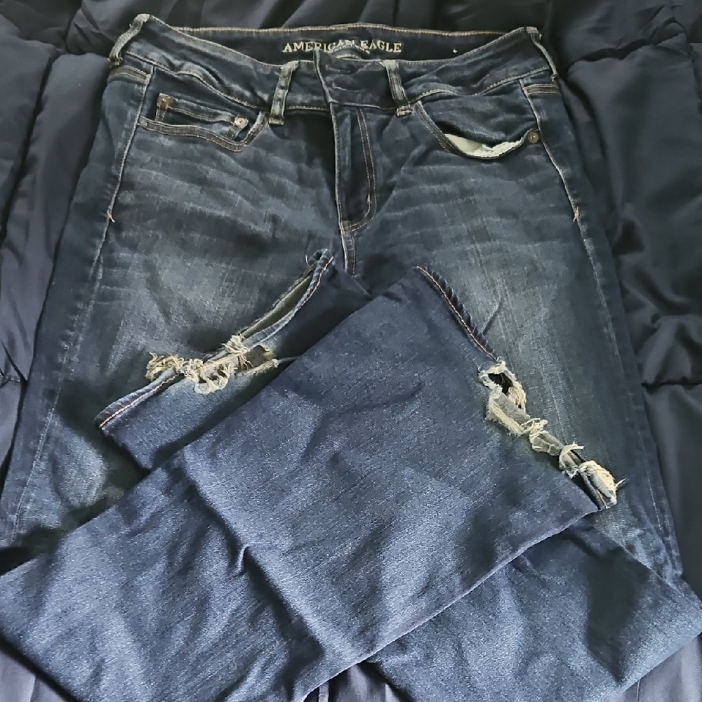 American Eagle Outfitters Women's Dark Blue Ripped Flare Jeans